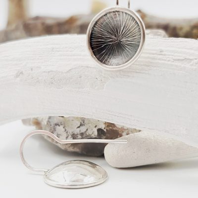COSSE SINGLE boucles d oreilles ST19048 argent925 patine guilloche motif soleil LemairePatricia 23x15cmret